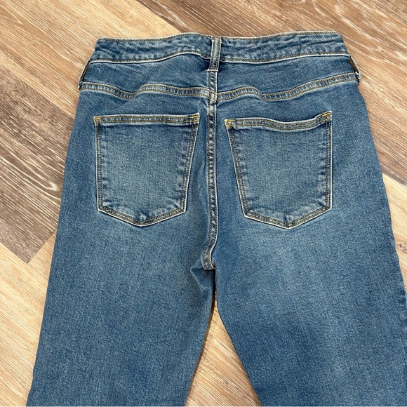 Universal Thread High Rise Straight Jeans - Picture 11 of 15